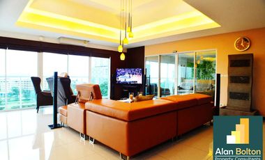 À vendre 2 chambres condo à Pratumnak, Pattaya