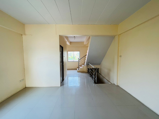 À vendre 2 chambres local commercial à Bang Saray, Pattaya