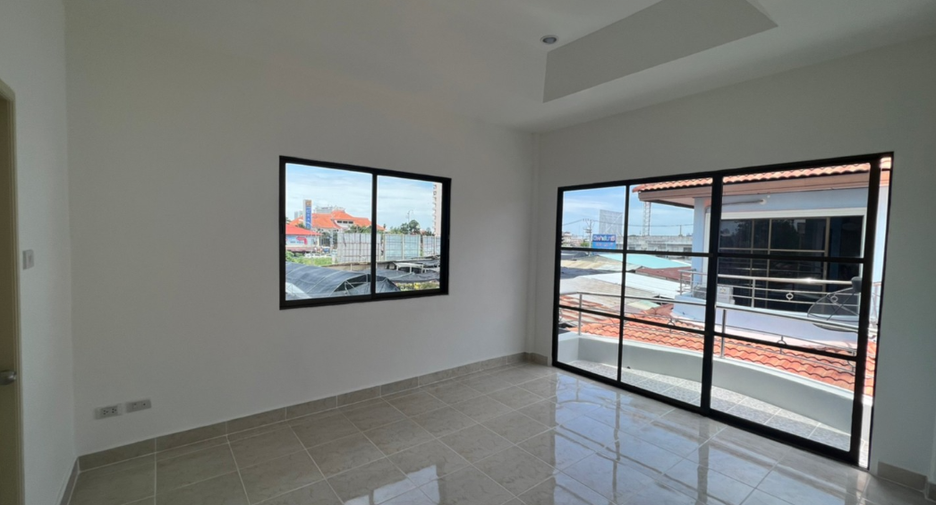 出售 3 卧室 独立屋 在 Bang Lamung, Chon Buri