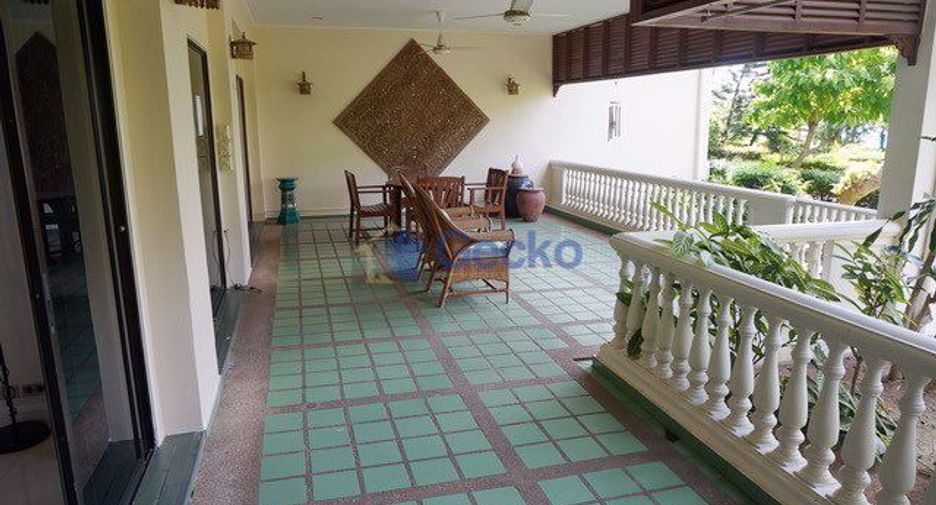 À vendre 2 chambres condo à Sattahip, Chonburi
