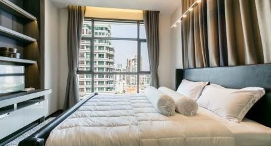 Condo en alquiler de 2 habitaciones en Khlong Toei, Bangkok