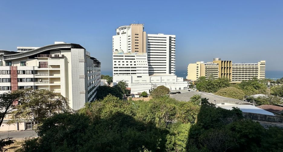À vendre 2 chambres condo à Pratumnak, Pattaya