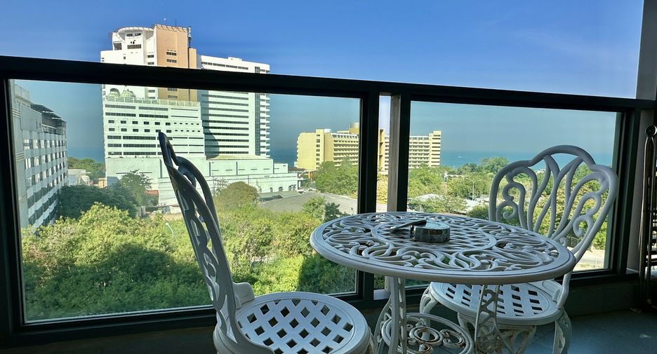 À vendre 2 chambres condo à Pratumnak, Pattaya