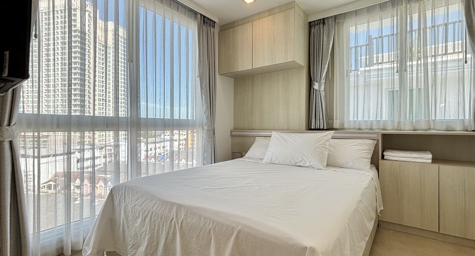 For sale 2 ベッドルーム condo in Bang Lamung, Chonburi