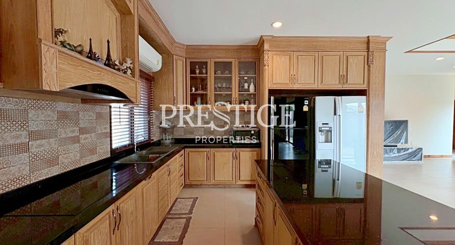 Casa en venta de 3 habitaciones en Huay Yai, Pattaya