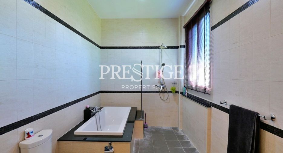 À vendre 4 chambres maison à Bang Lamung, Chonburi