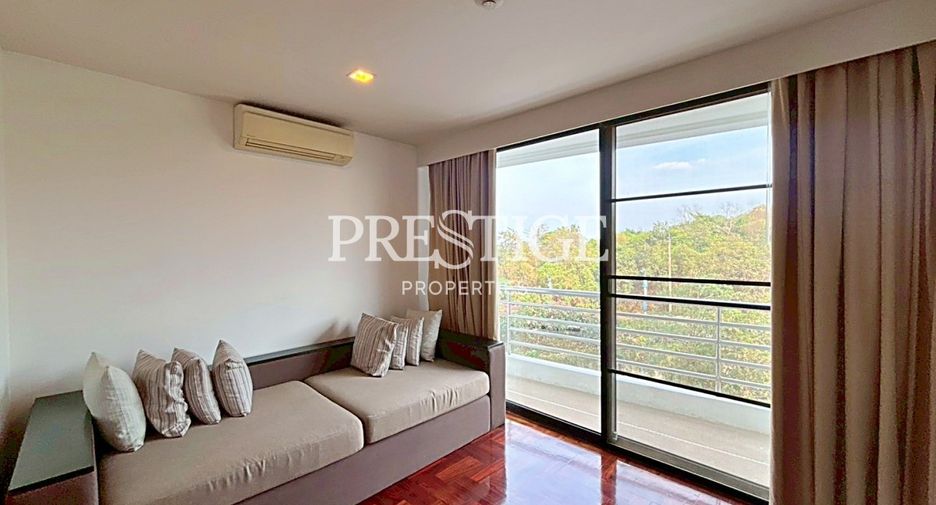 For rent 2 bedrooms condo in Pratumnak, Pattaya
