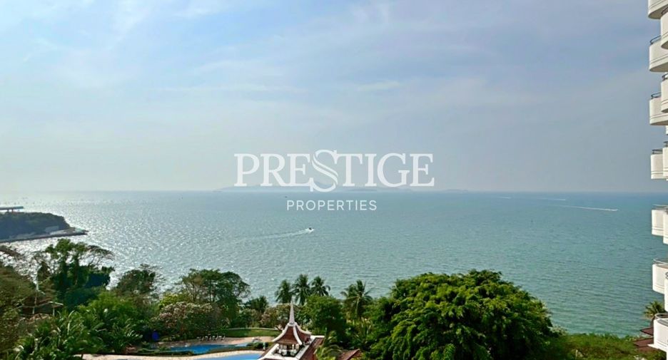 For rent 2 bedrooms condo in Pratumnak, Pattaya