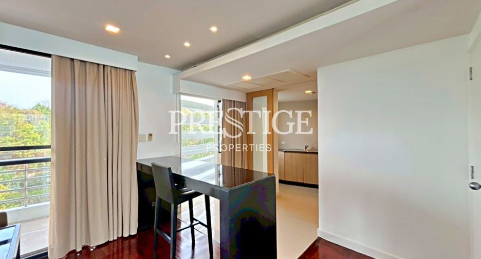 For rent 2 bedrooms condo in Pratumnak, Pattaya