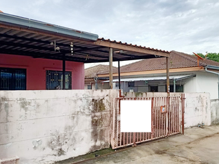 For sale 2 bedrooms townhouse in Pluak Daeng, Rayong