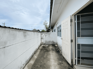 出售 2 卧室 联排别墅 在 Ban Chang, Rayong