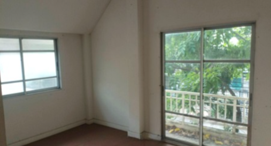 出售 6 卧室 独立屋 在 Lat Krabang, 曼谷