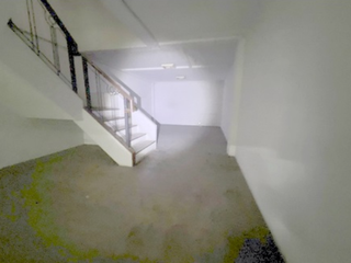 For sale 1 bed retail Space in Bang Kapi, Bangkok