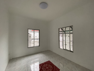 Haus zum Kauf mit 3 Zimmer in Mueang Rayong, Rayong
