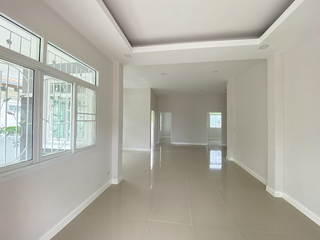 For sale 3 ベッドルーム house in Ban Chang, Rayong
