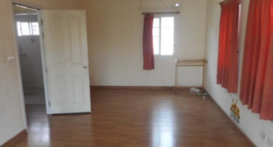 For sale 3 ベッドルーム house in Bang Phli, Samut Prakan