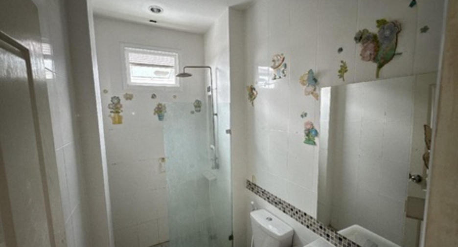 For sale 3 ベッドルーム house in Don Mueang, Bangkok