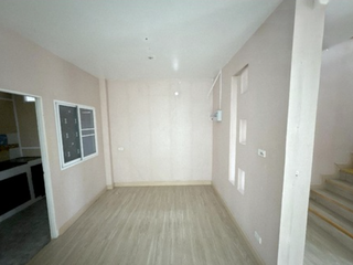 À vendre 3 chambres maison à Don Mueang, Bangkok