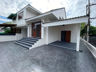 For sale 3 bedrooms house in Mueang Rayong, Rayong
