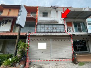À vendre 3 chambres local commercial à Mueang Rayong, Rayong