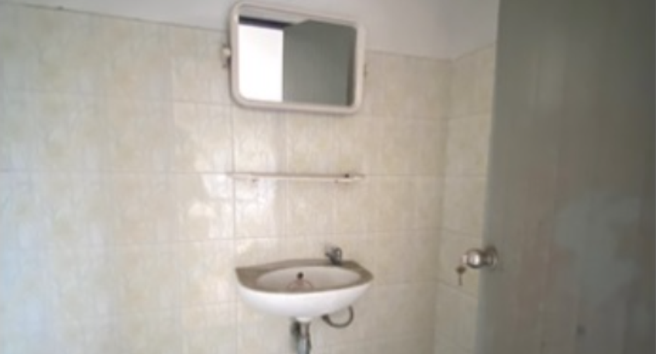 Продажа 3 спальни торговое помещение в Mueang Chon Buri, Чонбури