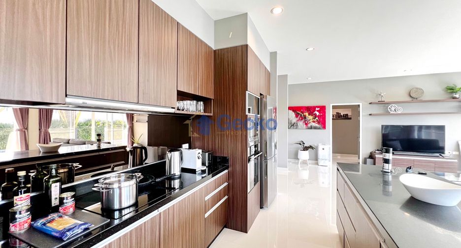 Casa en venta de 3 habitaciones en Bang Lamung, Chonburi