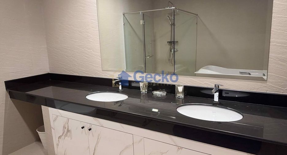 Condo en venta de 2 habitaciones en Bang Lamung, Chonburi
