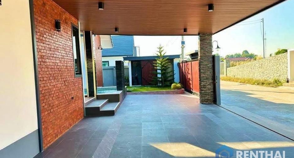 For sale 3 bedrooms house in Bang Lamung, Chonburi