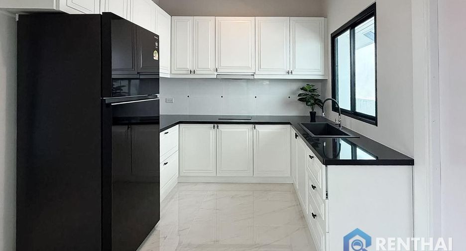 For sale 3 bedrooms house in Bang Lamung, Chonburi