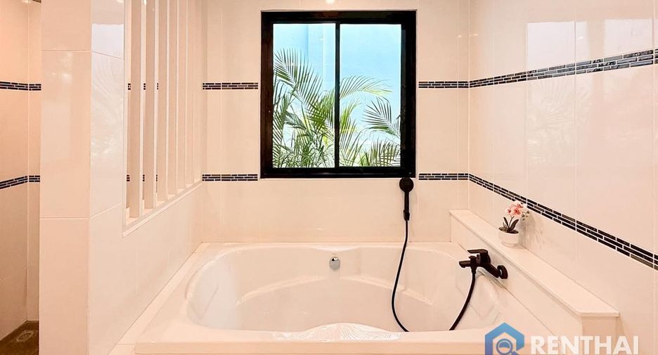 For sale 3 bedrooms house in Bang Lamung, Chonburi