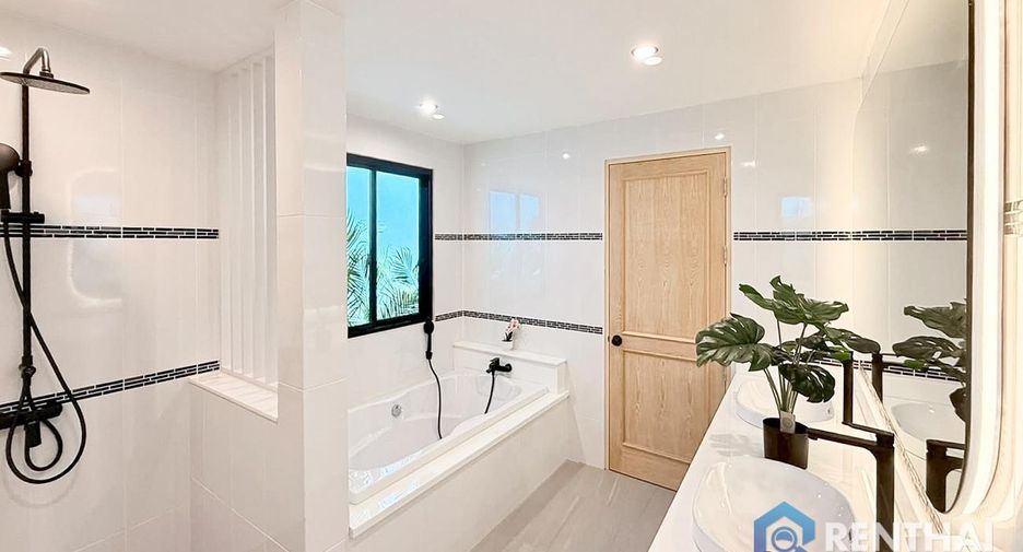 For sale 3 bedrooms house in Bang Lamung, Chonburi