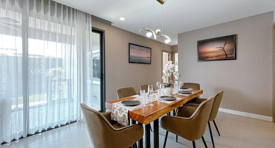 Condo en venta de 3 habitaciones en Bang Lamung, Chonburi