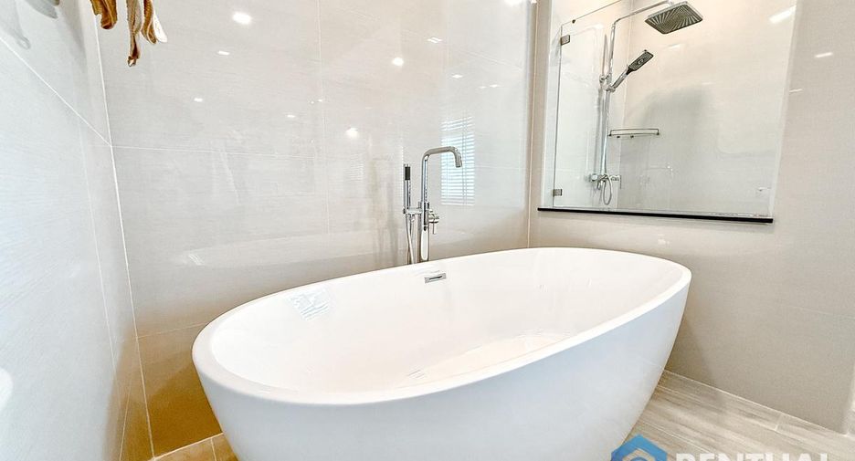For sale 3 bedrooms house in Bang Lamung, Chonburi