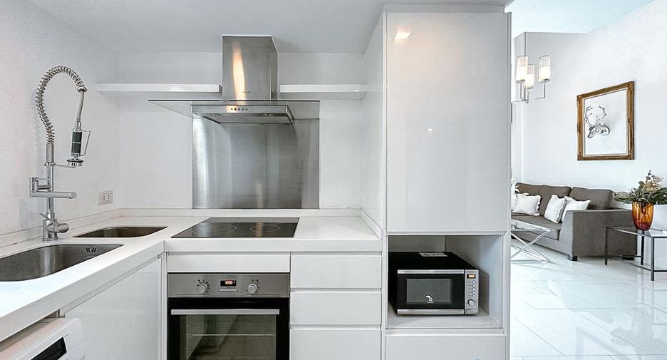 Condo en alquiler y en venta de 2 habitaciones en Bang Lamung, Chonburi