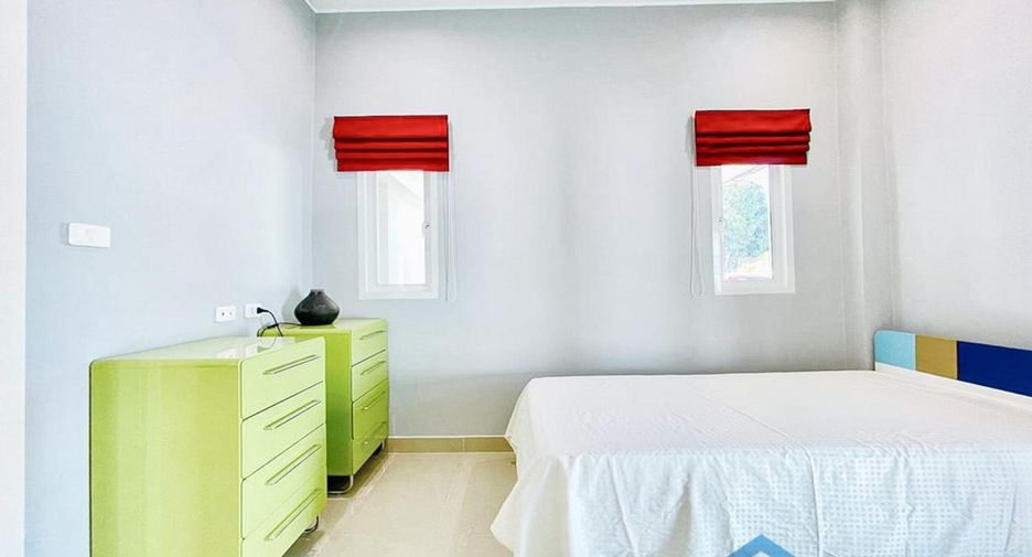 For rent and for sale 4 bedrooms house in Bang Lamung, Chonburi