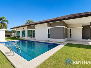 For rent and for sale 4 bedrooms house in Bang Lamung, Chonburi