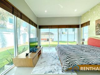 For rent and for sale 4 bedrooms house in Bang Lamung, Chonburi