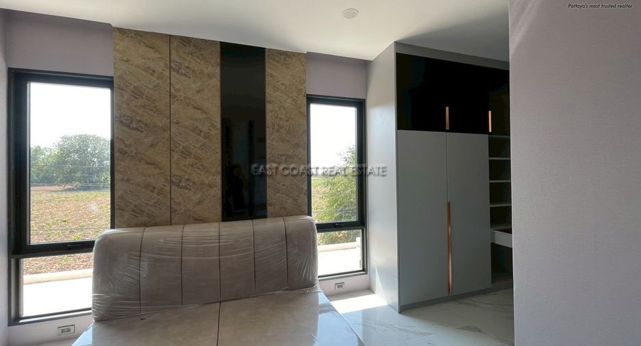 Casa en venta de 3 habitaciones en Bang Lamung, Chonburi
