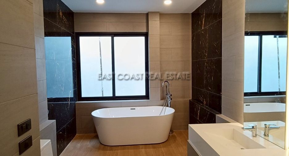 Casa en venta de 3 habitaciones en Bang Lamung, Chonburi