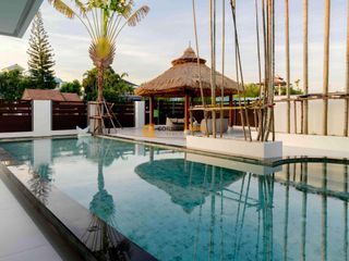 Продажа 7 спальни дом в Na Jomtien, Паттайя