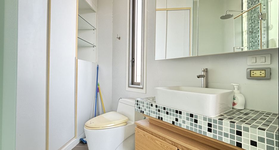 For sale 1 bed condo in Bang Lamung, Chonburi