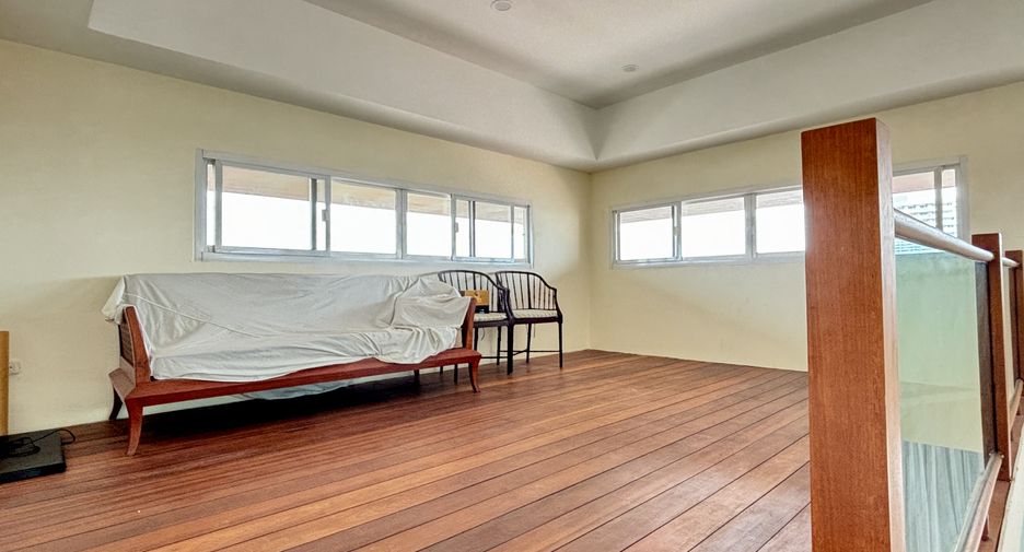 À vendre 3 chambres condo à Jomtien, Pattaya