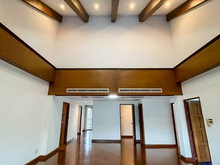 For sale 3 bedrooms condo in East Pattaya, Pattaya