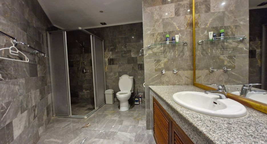 For sale 3 bedrooms house in Bang Lamung, Chonburi