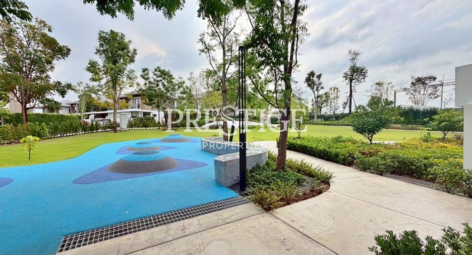 For sale 4 bedrooms house in Bang Lamung, Chonburi