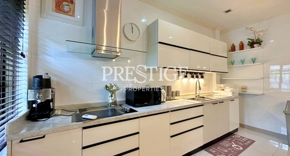 For sale and for rent 4 bedrooms house in Bang Lamung, Chonburi
