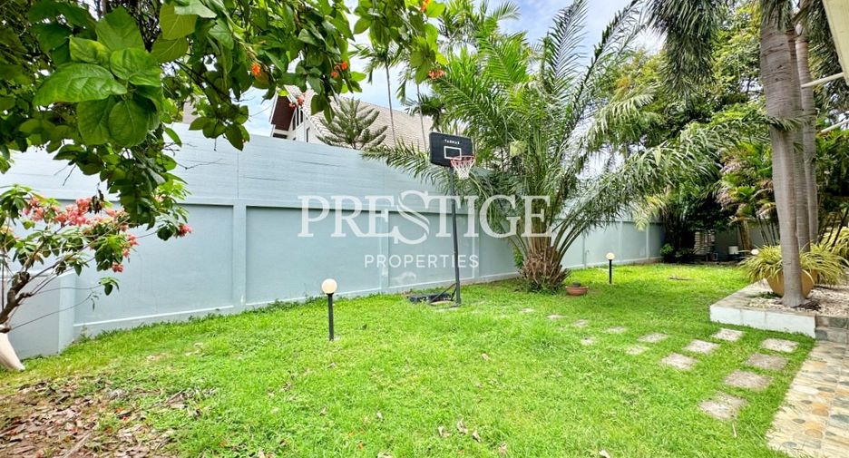 For sale and for rent 4 bedrooms house in Bang Lamung, Chonburi