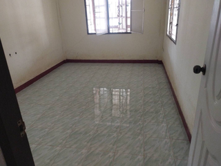 Casa adosada en venta de 2 habitaciones en Mueang Rayong, Rayong