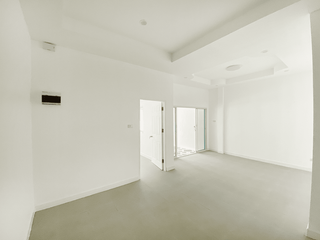 Casa adosada en venta de 2 habitaciones en Mueang Rayong, Rayong