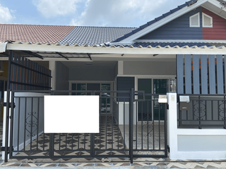 Casa adosada en venta de 2 habitaciones en Mueang Rayong, Rayong
